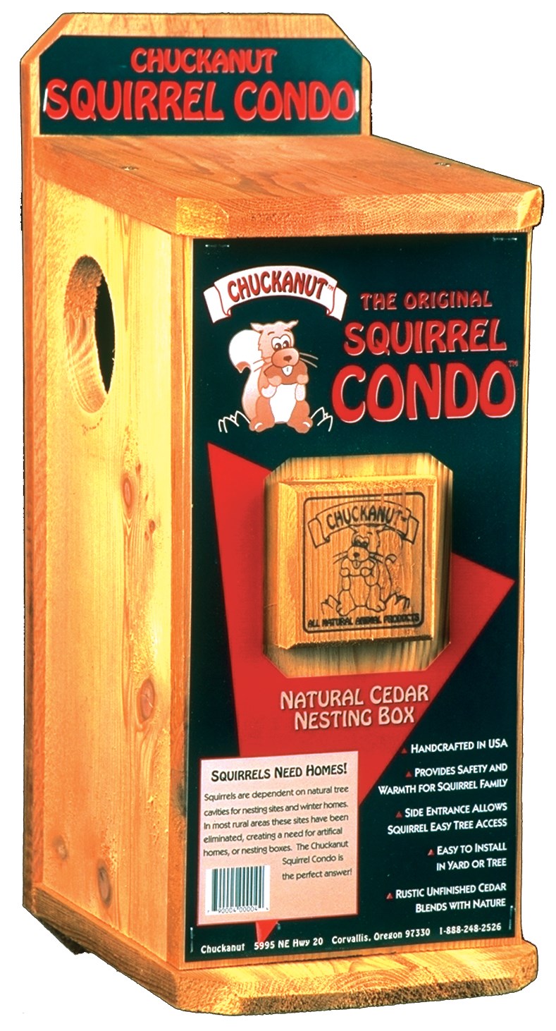 CHUCKANUT PRODUCTS INC, Chuckanut Long Lasting Rustic Natural Cedar Squirrel Condo 18 H x 6.75 W x 8.5 D in.